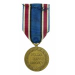 Second Republic, Commemorative Medal for the 1918-1921 War, very nice. (770)