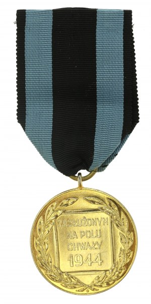 République populaire de Pologne, Médaille d'or pour le mérite au champ d'honneur. Monnaie (381)