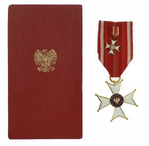 PRL, Rytiersky kríž Rádu Polonia Restituta (V. trieda) s miniatúrou a krabičkou (803)