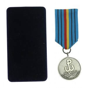 III RP, Medal 70 rocznica Powstania Warszawskiego (813)