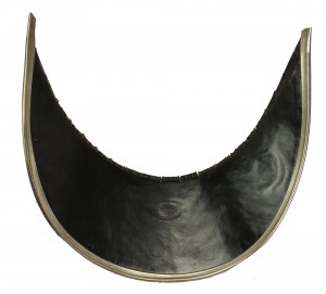 II RP, The visor of an officer's cornet (136)