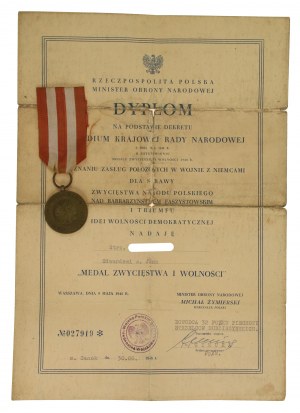 PRL, Victory and Freedom Medal with diploma, 32 PP Sanok 1946 (749)