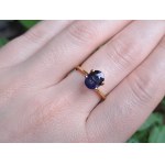 2.21ct - Natural Sapphire - Beautiful color - with Certificate.