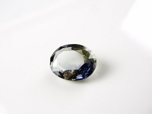 4.10ct - Natural Investment Sapphire - with Certificate