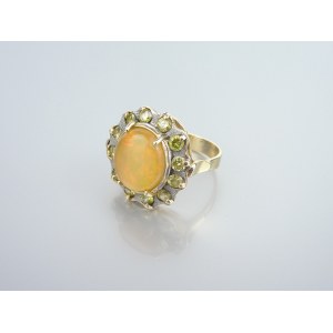 Złoty Pierścionek - Duży Opal i Diamenty Fantazyjne