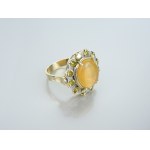Goldring - Großer Opal und ausgefallene Diamanten