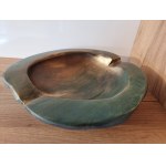 Danuta Richter, Gold-green bowl, 2024