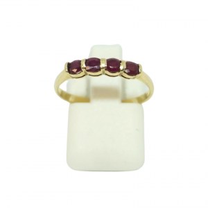 Gold ring with rubies (14k)