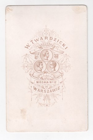[Varsovie] Photographie sur carton d'entreprise Atelier W. Twardzicki [ca] 17x 11 cm.