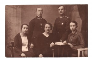 Photograph. Soldier, soldiers of the Second Republic [ca] 14x9 (3)