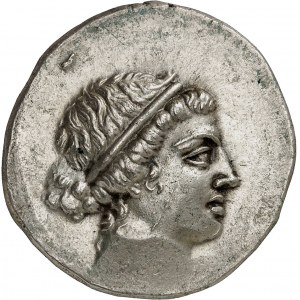 Aeolian, Kymé. Stephanoforská tetradrachma na meno Kallias ND (asi 160 pred n. l.), Cyme.