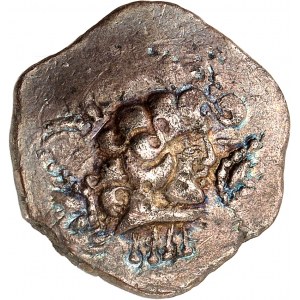 Venetes. Statere in electrum con cinghiale in cresta e rovescio con figura alata rannicchiata ND (II-I secolo a.C.).