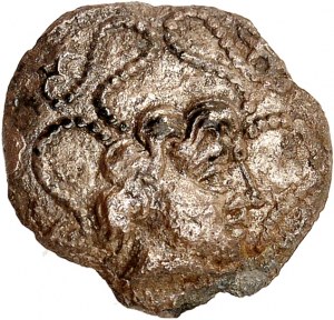 Armorica / Atlantic coast. Billon drachma with small bare head and stylized frontal bust ND (1st c. B.C.).