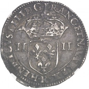 Henrich IV. (1589-1610). Štvrtinový štít, štít vpredu, 2. typ, s krížom a kvetovanými ramenami 1607, R, Villeneuve-lès-Avignon.