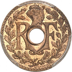 IIIe République (1870-1940). Essai de métal perforé de 5 centimes Lindauer, petit module, en bronze-aluminium, Frappe spéciale (SP) 1937, Paris.