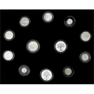 Ve République (1958 à nos jours). Coffret des 12 piéforts en argent, 5 flans normaux et 7 Flans brunis (PROOF) 1987, Pessac.