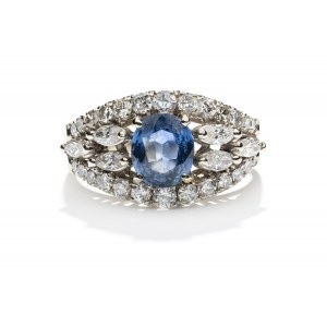 Ring with sapphire and diamonds 2nd half of 20th century.