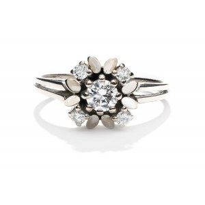 Ring with diamonds XX/XXI century.