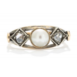 Prsten s perlou a diamantem 2. polovina 20. století.