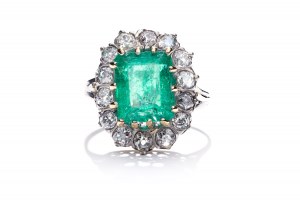 Ring mit Smaragd und Diamanten 1930-40er Jahre, Frankreich