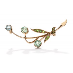 Brooch with olivines and beryl early 20th century, Russia