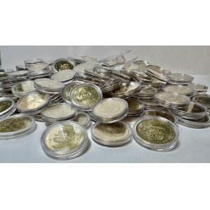 229 Stück 2-Zloty-Gedenkmünzen aus den Jahren 2000-2014