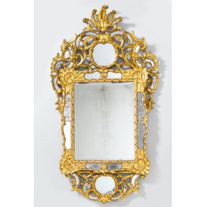 Austria around 1700, Carved and gilded mirror. Austria around 1700