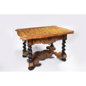 Netherlands 1st half 18th century., High quality hall table Netherlands 1st half 18th century.