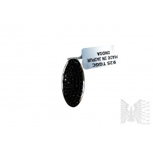 Ciondolo con 66 spinelli neri naturali con un peso totale di 1,92 carati, argento 925, certificato da Gemporia