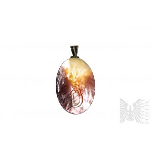 Natural Shell Pendant with Lizard Image, 925 Silver