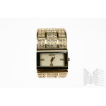 Zegarek Damski DKNY, Kwarcowy, Wodoodporny do 30 Metrów, na chodzie, stan bardzo dobry, mało używany, w Komplecie Pudełko