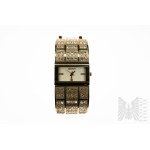 Dámske hodinky DKNY, Quartz, odolné voči vode do 30 metrov, chod, veľmi dobrý stav, málo používané, krabica súčasťou balenia