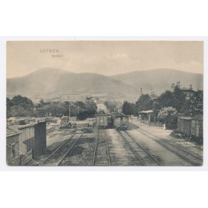 Ustroń - Stacja kolejowa (445)