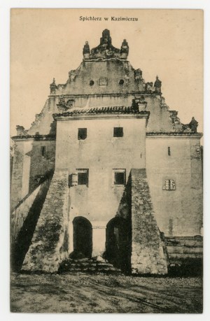 Kazimierz Dolny - granary (1467)