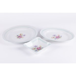 Zakład Porcelany Stołowej Ćmielów, Ensemble de trois plats, 2e moitié du 20e siècle.