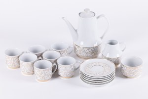 Fabbrica di porcellane e tavoli in porcellana di Chodzież , disegno di Eugeniusz Renkowski, servizio da caffè 
