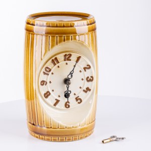 Mirostowickie Zakłady Ceramiczne, orologio da camino Barrel, seconda metà del XX secolo.