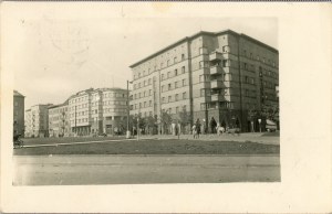 Námestie Invalidov, 1943