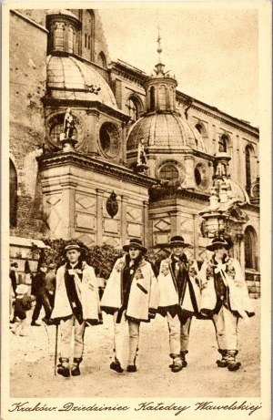 Cortile della cattedrale di Wawel, Highlanders, 1939