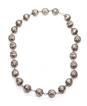 Silver necklace, Warmet
