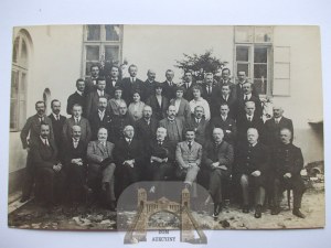 Sosnowiec, officials of the Sosnowiec Society, ca. 1915