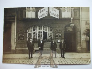 Glogow, Glogau, Hotel Pruski Dwór, crew, 1913, private card