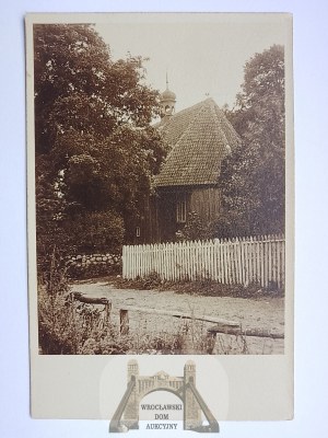 Radoszki u Brodnice, dřevěný kostelík kolem roku 1900,