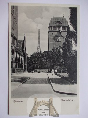 Szczecin, Stettin, street, radio tower in the background, ca. 1940.