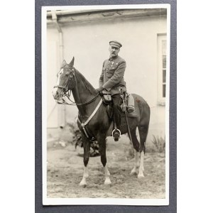 [RYŚ Jan] Józef PIŁSUDSKI na Kasztance w Sulejówku [1924]