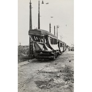 [WARSAW 45'] A set of 37 photographs from June-July 1945.