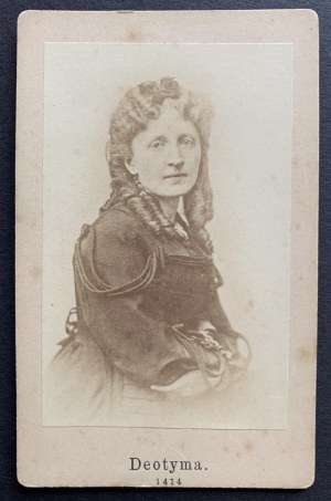 [LUSZCZEWSKA Jadwiga] Carton photograph - portrait of Deotyma.