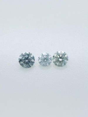 3 DIAMONDS 0.77 CTS G-K-SI1-2-C31004-12