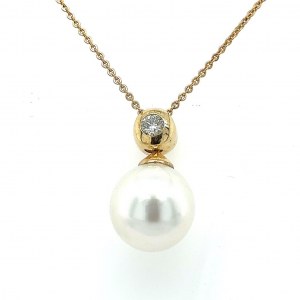 18K YELLOW GOLD CREW WITH PEARL OF THE SOUTH SEAS AND DIAMONDS - AI30503