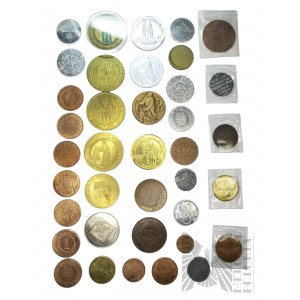 Zbierka medailí a kópií zberateľských mincí - 600 rokov bitky pri Grunwalde, kópia 5 Groszy (okolo roku 1930), kópia denára Boleslava Chrobrého a iné